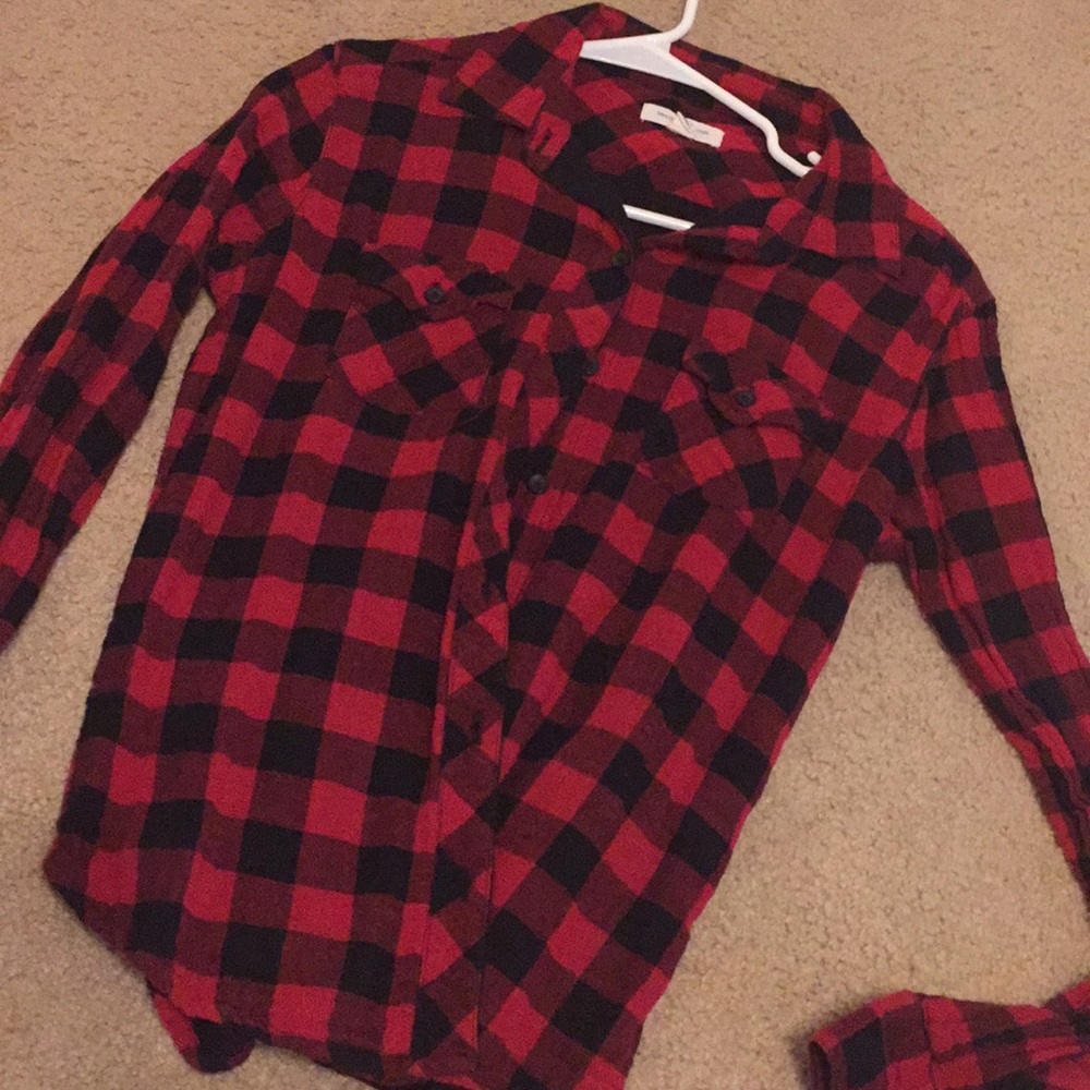 black and red flannel shirt